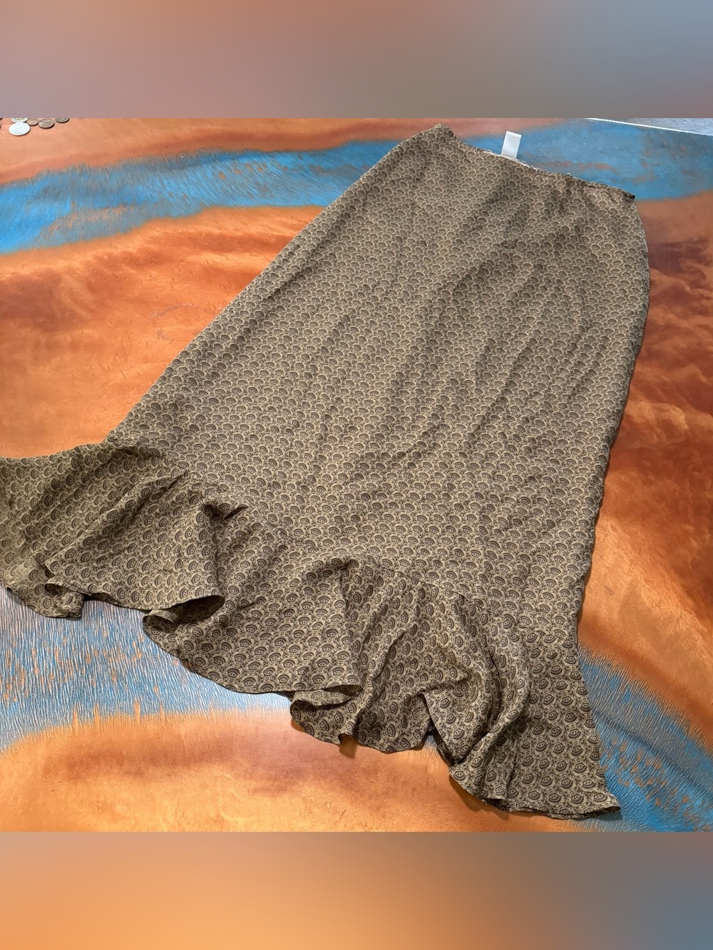 Vintage DKNY Classic 100% Silk Ruffled Trumpet Midi Skirt Brown Size 10 Y2K 90s
